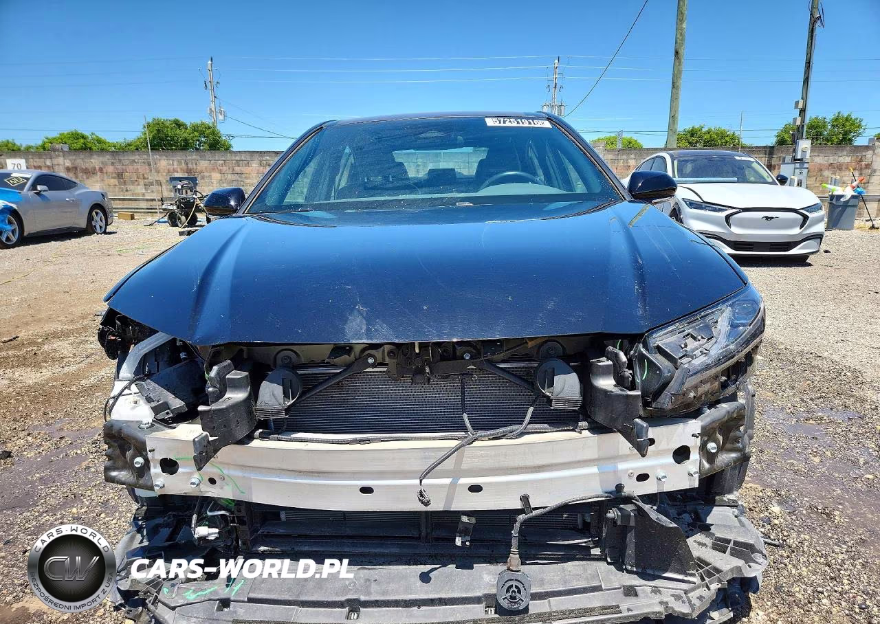 2025 Toyota Camry Se VIN:4T1DAACK9SU044989 - 5