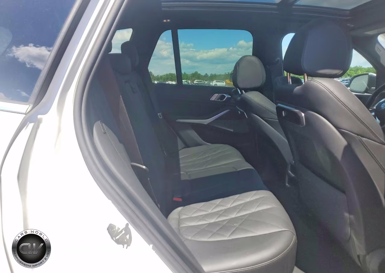 2026 BMW X5 xDrive40I VIN:5UX23EU02T9280056 - 11