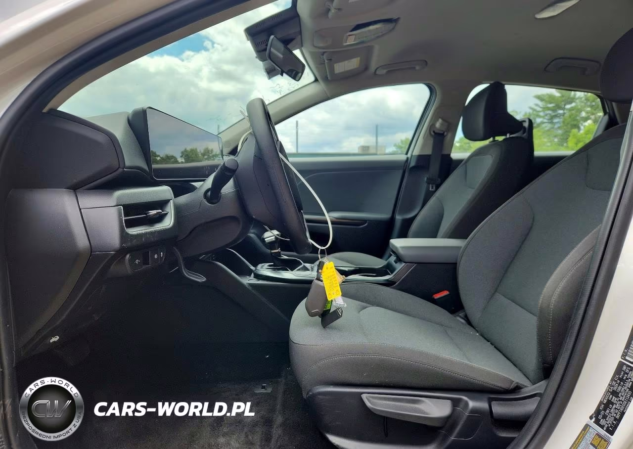 2025 Kia K4 Lxs VIN:3KPFT4DE0SE112435 - 7