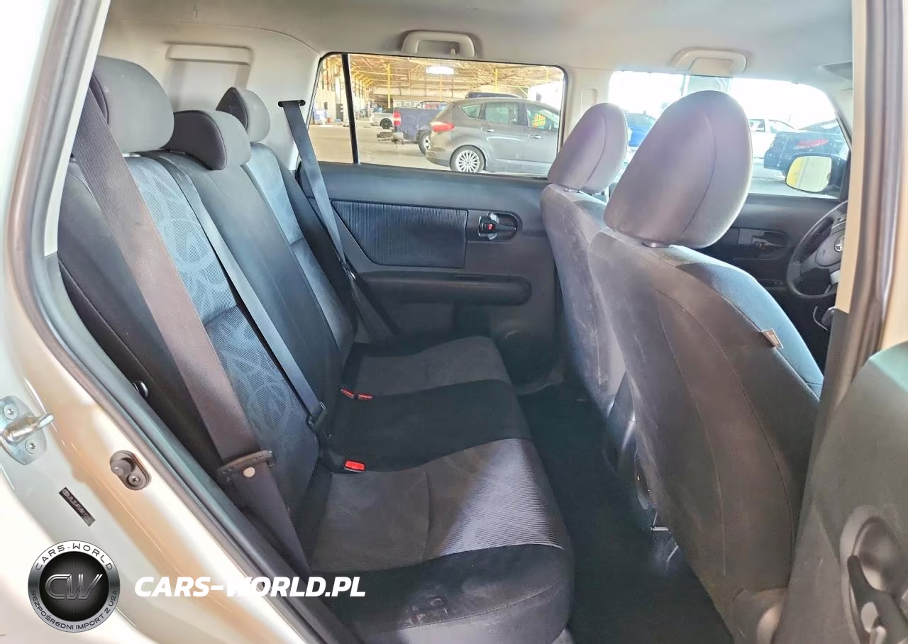 2011 Toyota Scion Xb VIN:JTLZE4FE8B1121654 - 10