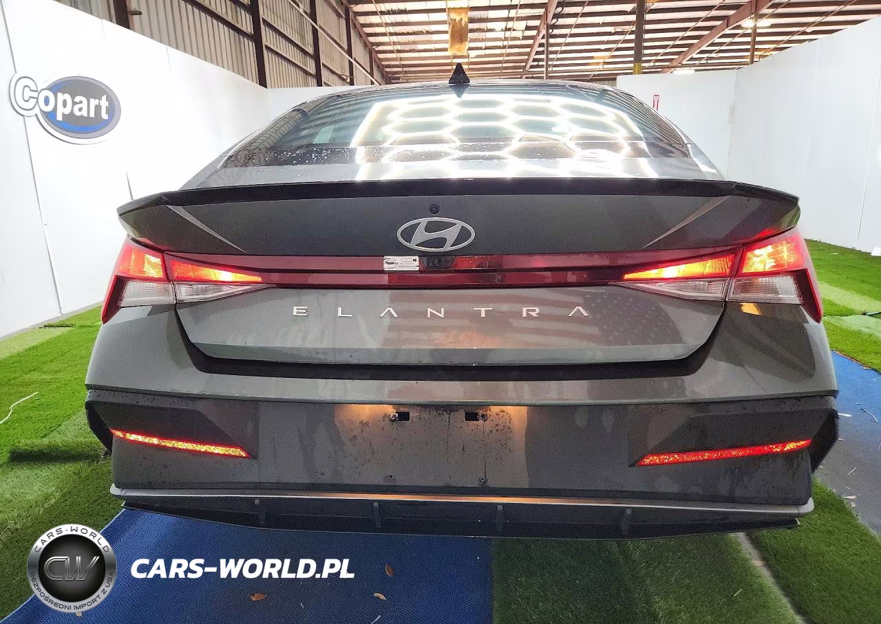 2026 Hyundai Elantra Sel Sport VIN:KMHLM4DG8TU171622 - 6