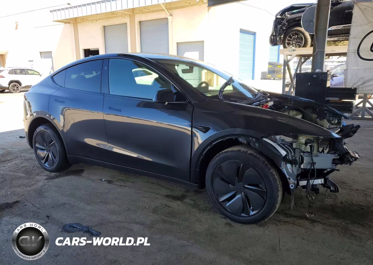 2026 Tesla Model Y VIN:7SAYGDED6TF583409 - 4