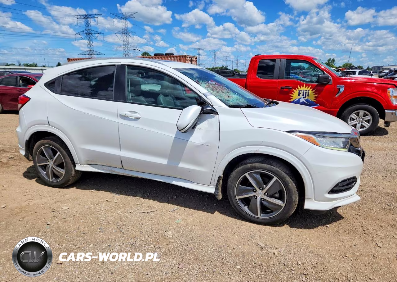 2019 Honda Hr-V Touring VIN:3CZRU6H98KM714910 - 4