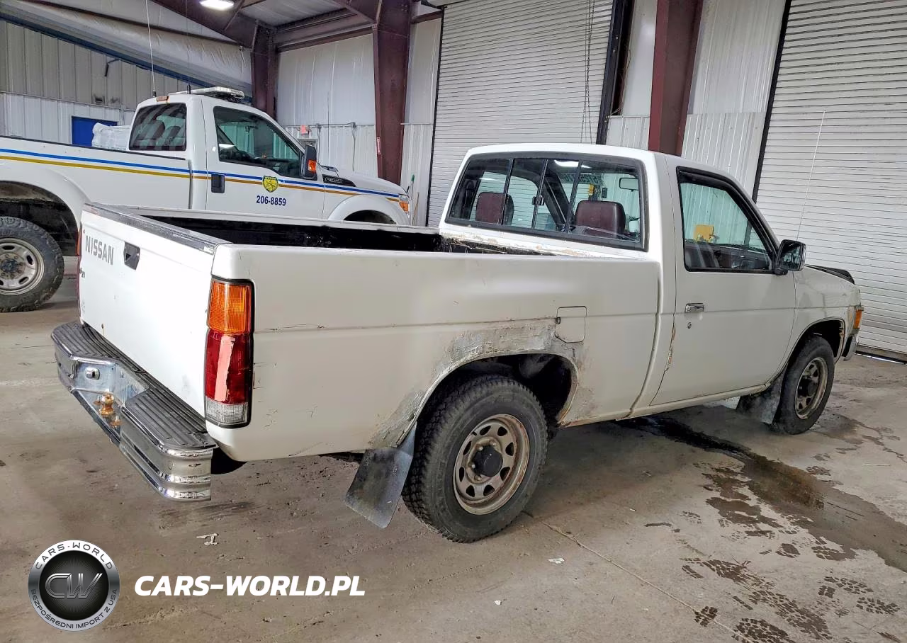 1992 Nissan Truck Short Wheelbase VIN:1N6SD11S3NC304199 - 3