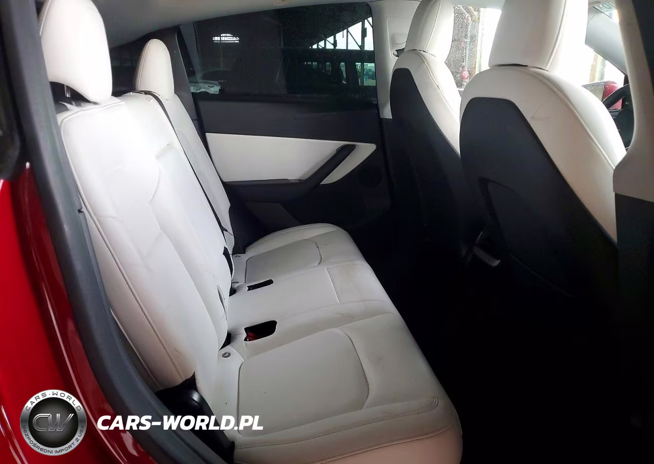 2021 Tesla Model Y VIN:5YJYGDEE9MF093120 - 10
