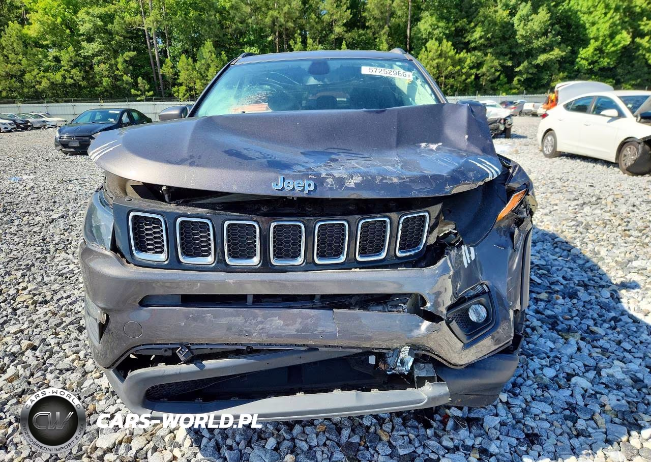 2018 Jeep Compass Latitude VIN:3C4NJDBB1JT481714 - 5