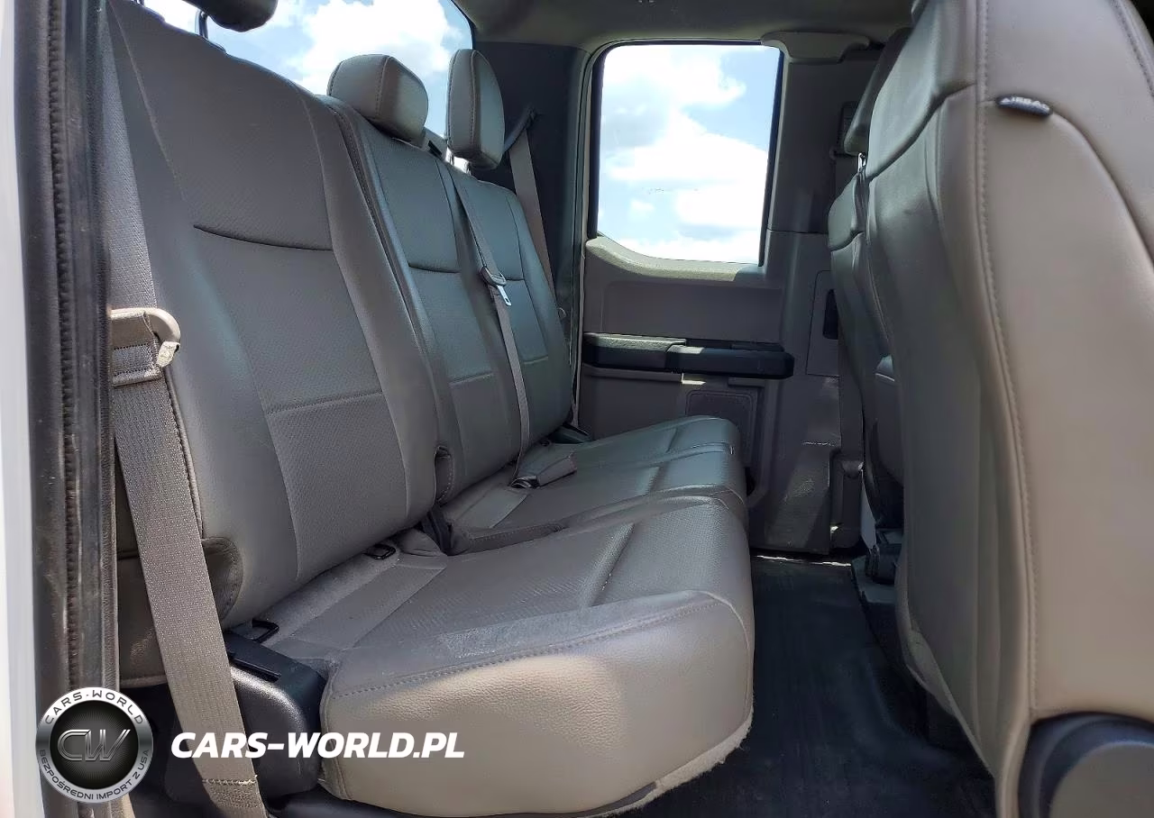 2018 Ford F150 Super Cab VIN:1FTEX1C59JFA55625 - 10