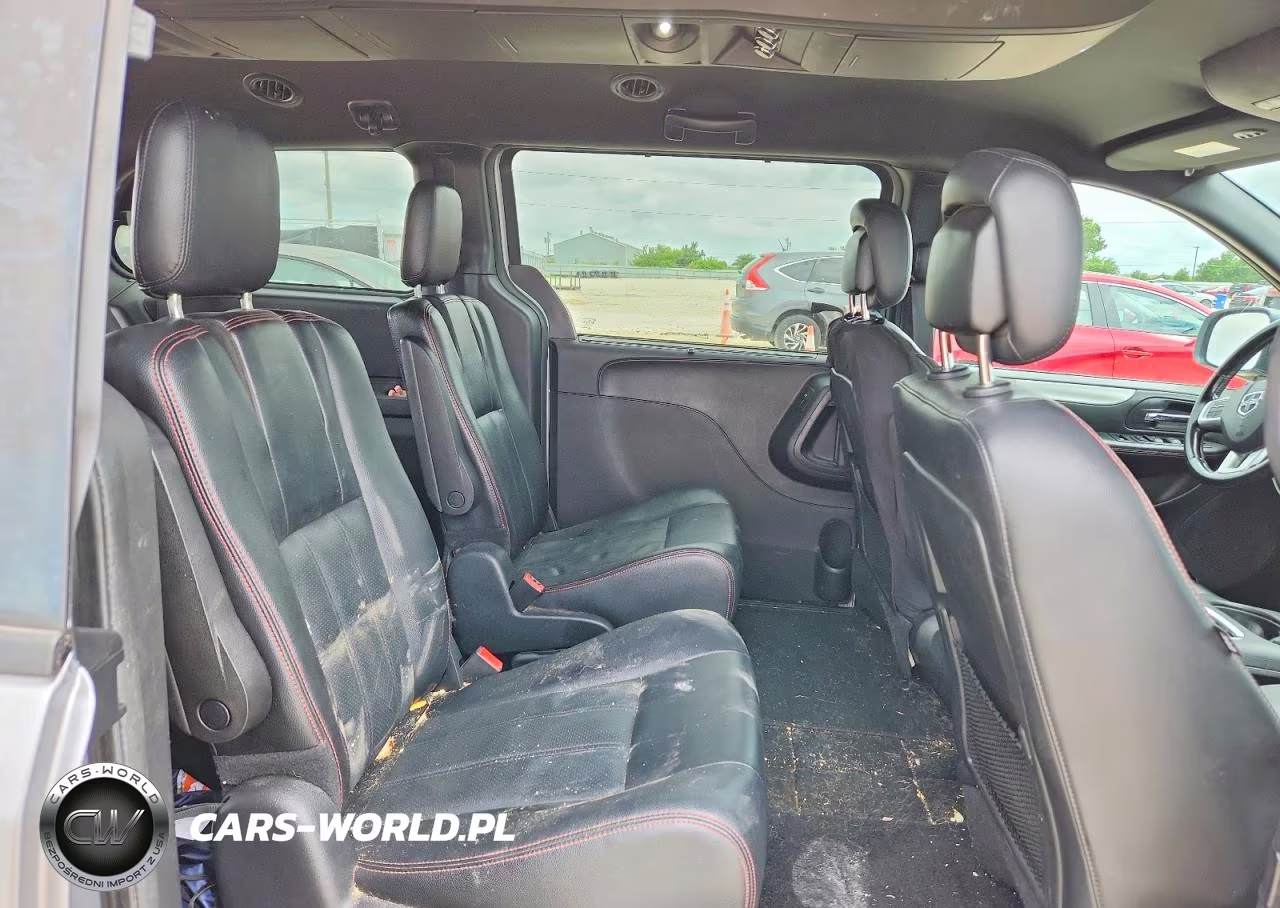 2019 Dodge Grand Caravan Gt VIN:2C4RDGEG7KR683110 - 11