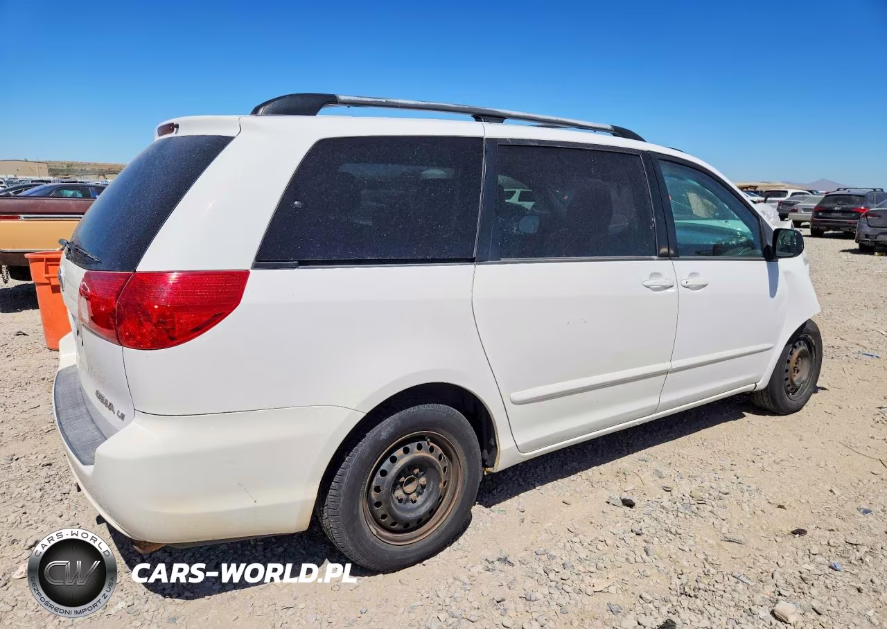 2009 Toyota Sienna Le 8-Passenger VIN:5TDZK23C09S251212 - 3