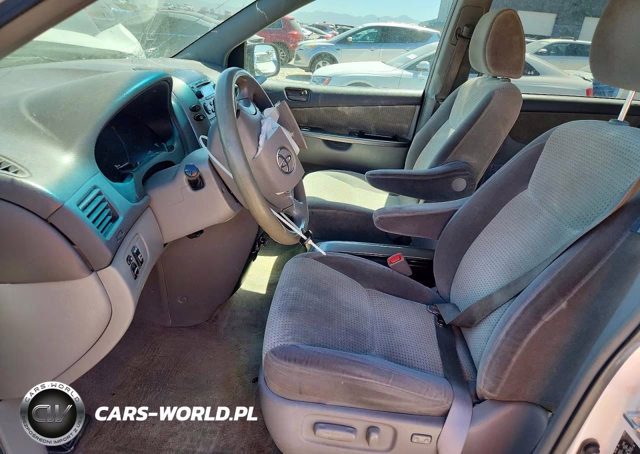 2009 Toyota Sienna Le 8-Passenger VIN:5TDZK23C09S251212 - 7