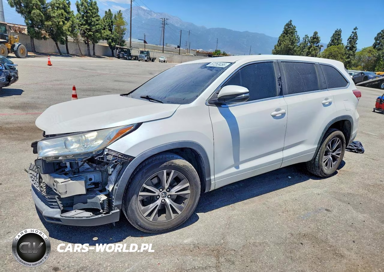 2018 Toyota Highlander Le