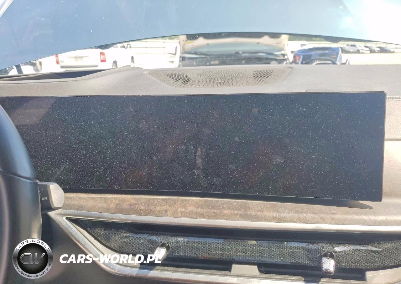 2023 BMW X7 xDrive40I VIN:5UX23EM01P9R09411 - 9