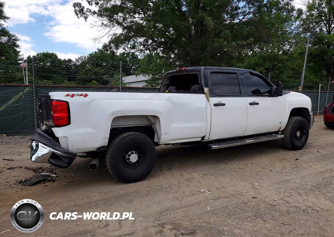 2007 Chevrolet Silverado K2500 Heavy Duty VIN:1GCHK23K77F512934 - 3