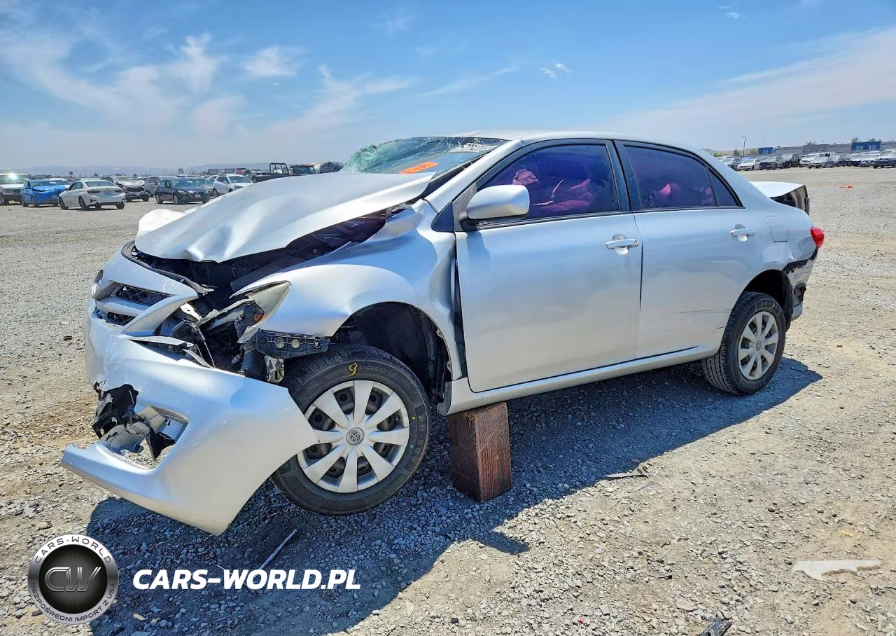 2011 Toyota Corolla Le – zdjęcie 1 z 13