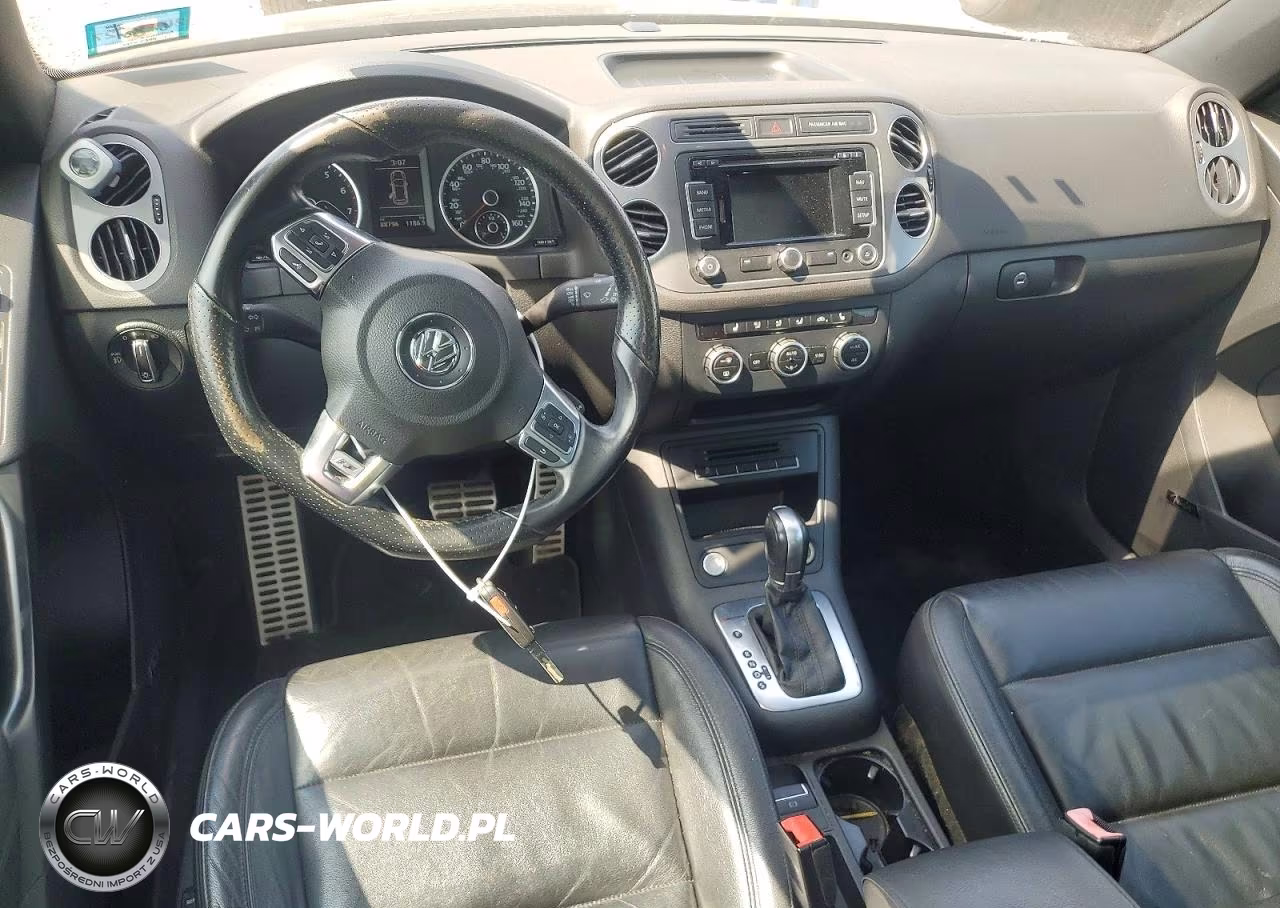 2015 Volkswagen Tiguan S VIN:WVGBV7AX5FW604238 - 8
