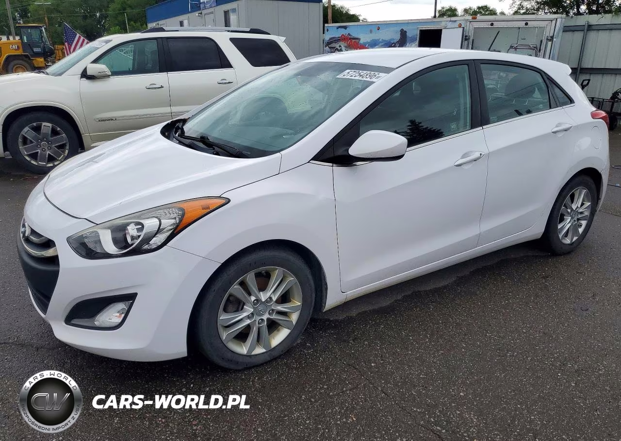 2015 Hyundai Elantra Gt Base – zdjęcie 1 z 13