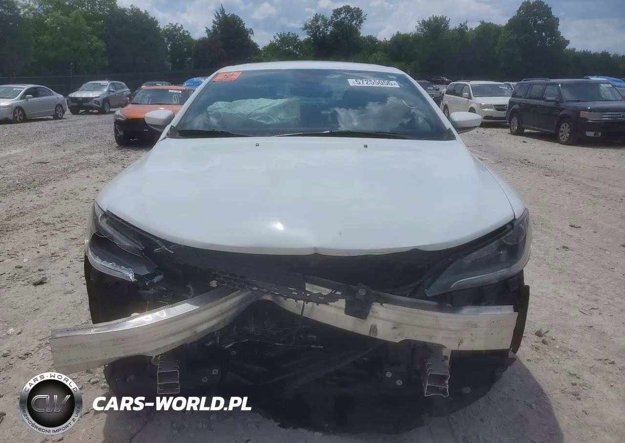 2015 Chrysler 200 S VIN:1C3CCCBB2FN532676 - 5
