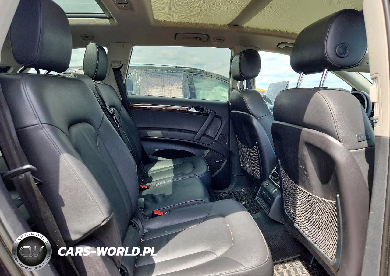 2015 Audi Q7 Premium Plus VIN:WA1LGAFE9FD001919 - 10