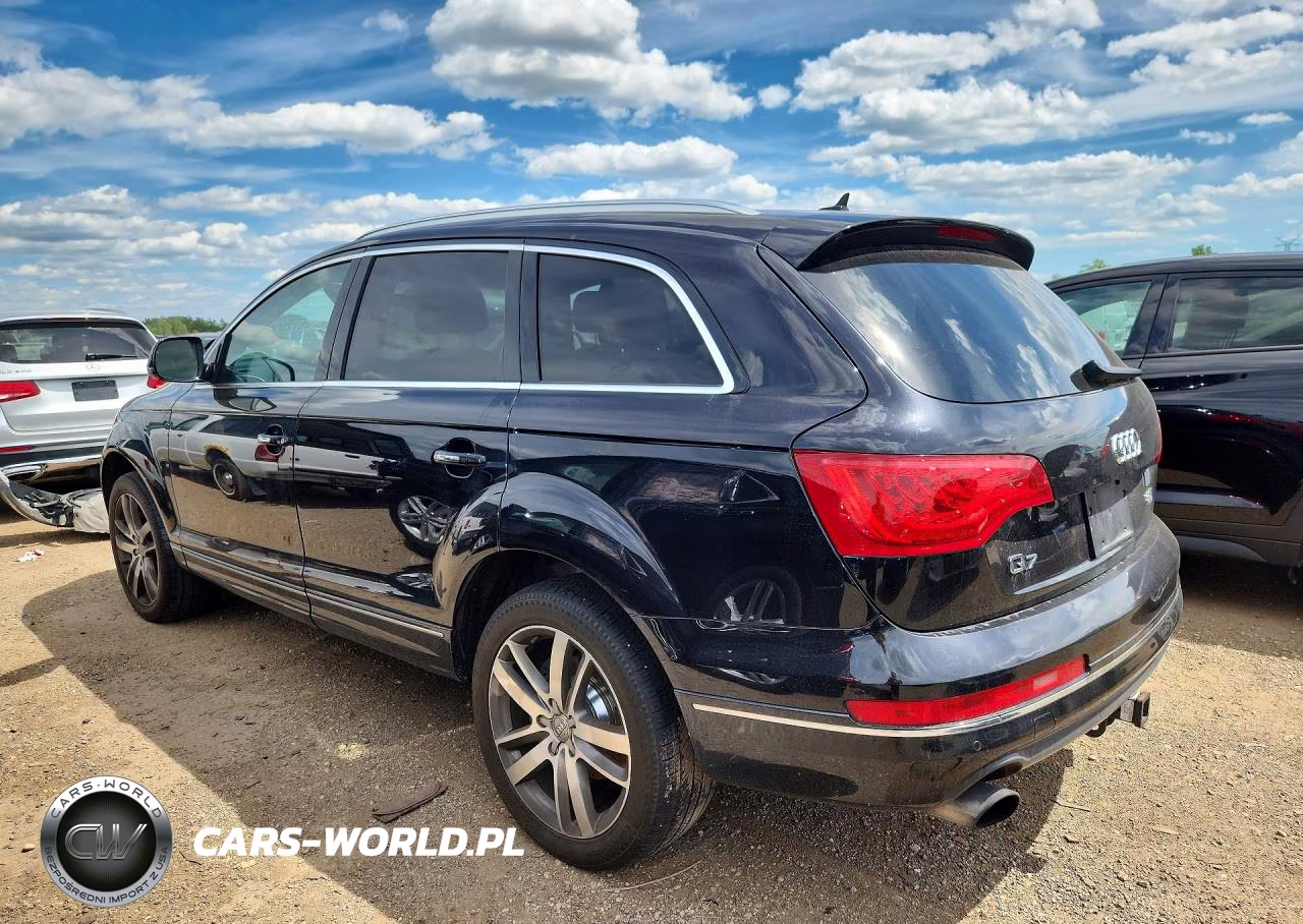 2015 Audi Q7 Premium Plus VIN:WA1LGAFE9FD001919 - 2