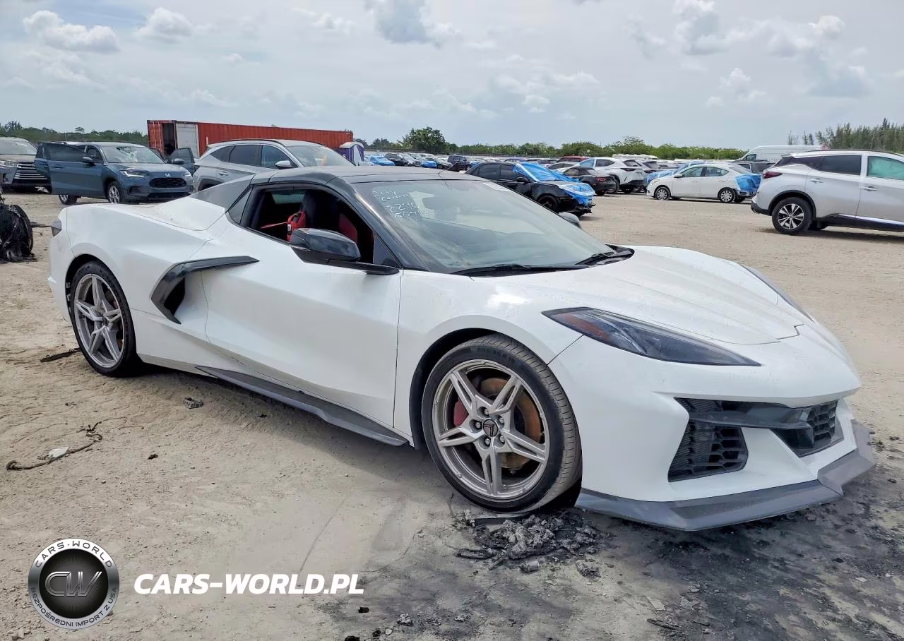 2022 Chevrolet Corvette Stingray 2Lt VIN:1G1YB3D42N5108246 - 4