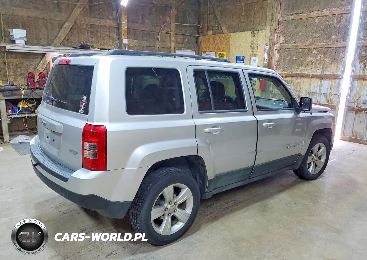 2011 Jeep Patriot Sport VIN:1J4NF1GB2BD222515 - 3