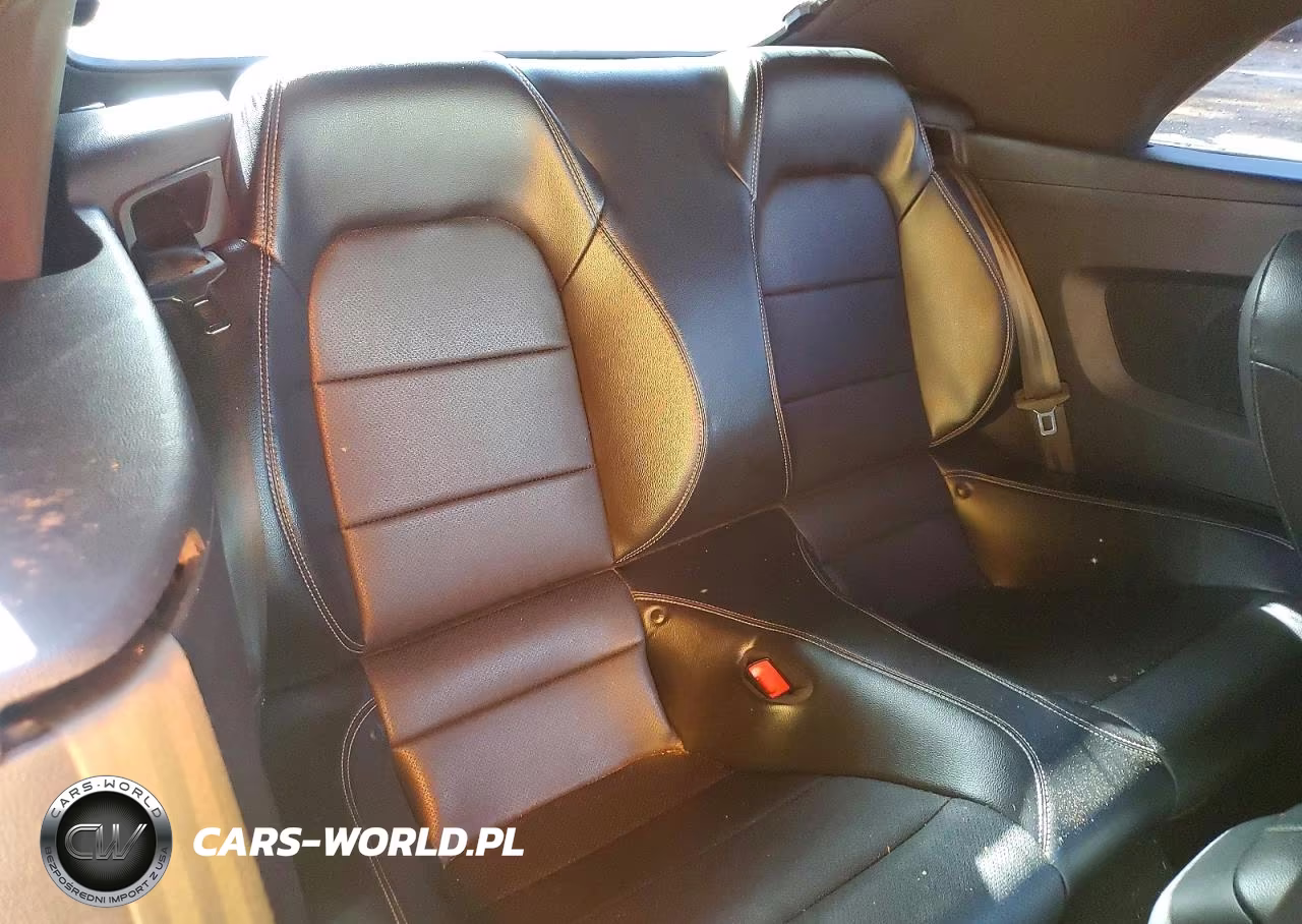 2020 Ford Mustang VIN:1FATP8UHXL5180060 - 10