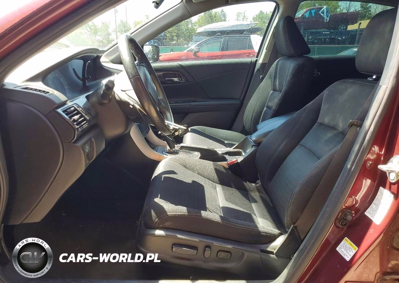2015 Honda Accord Sport VIN:1HGCR2F5XFA187849 - 7
