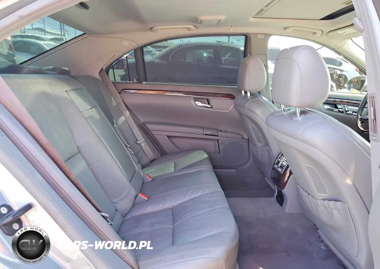 2007 Mercedes-Benz S 550 VIN:WDDNG71X97A056163 - 10