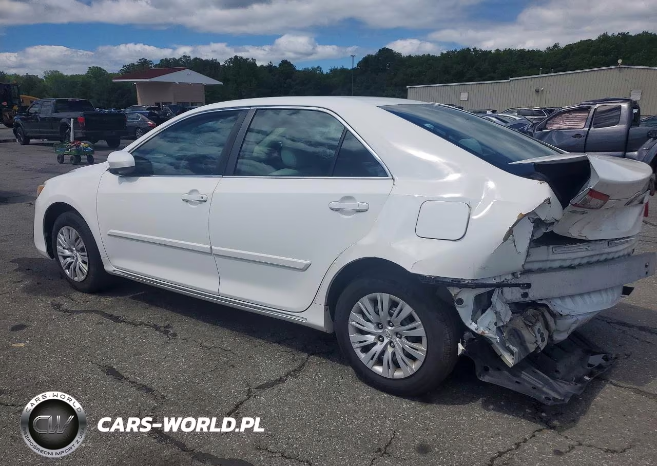 2014 Toyota Camry Le VIN:4T4BF1FK5ER388401 - 2