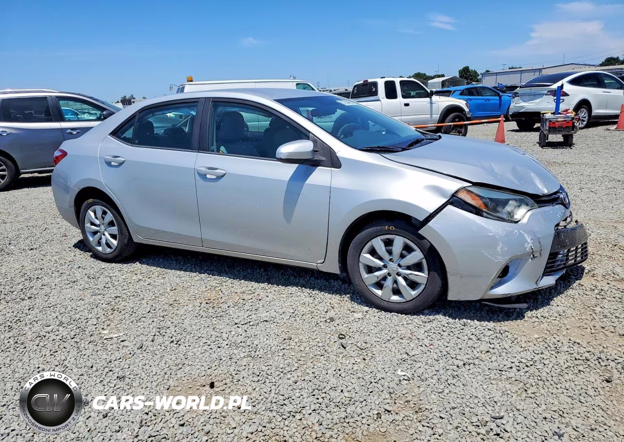 2016 Toyota Corolla Le VIN:5YFBURHE5GP562803 - 4