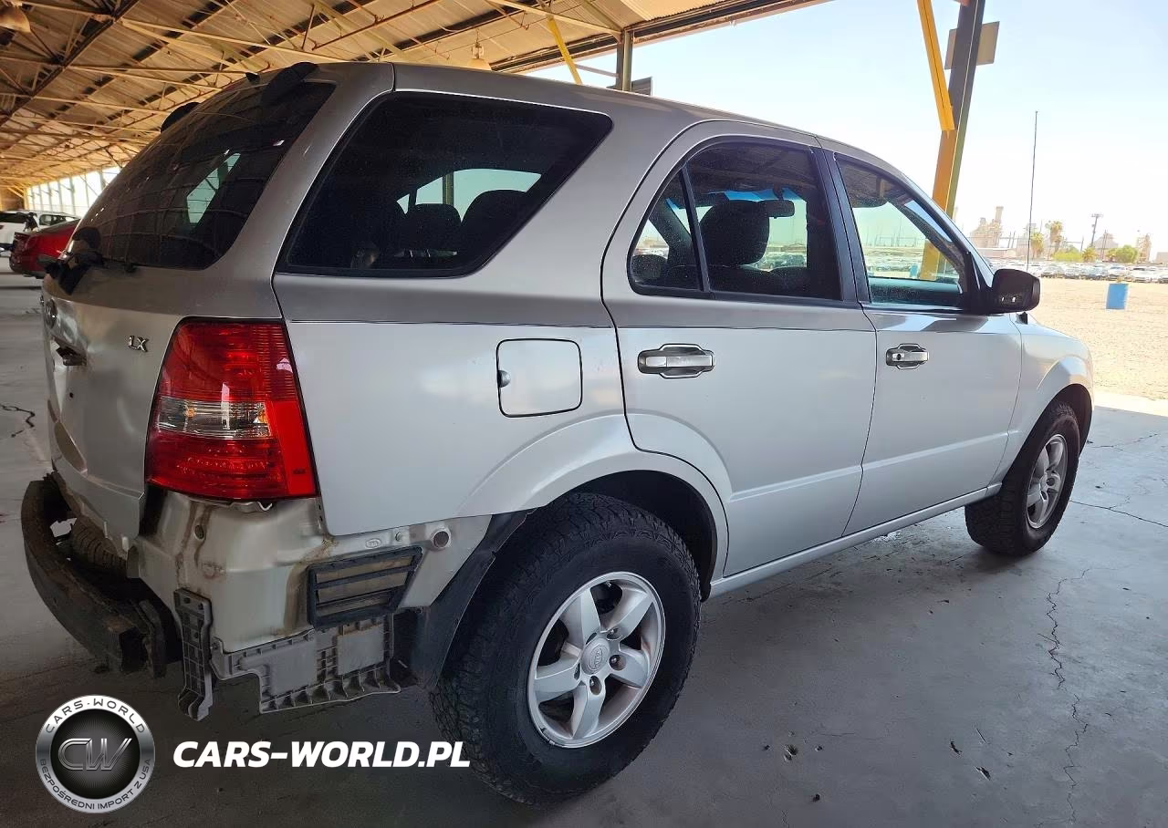 2008 Kia Sorento Base VIN:KNDJD735285811919 - 3