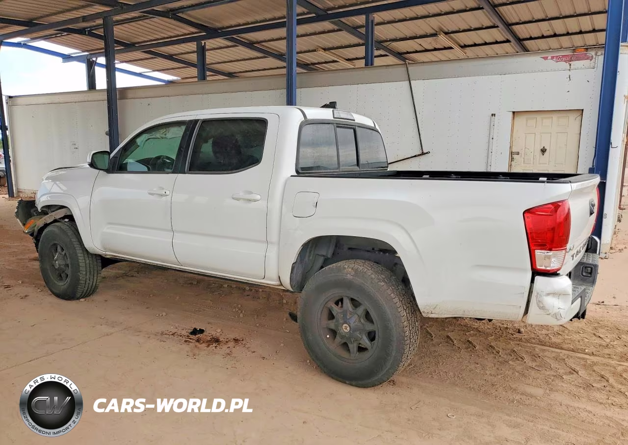 2017 Toyota Tacoma Sr V6 VIN:3TMCZ5AN3HM072832 - 2