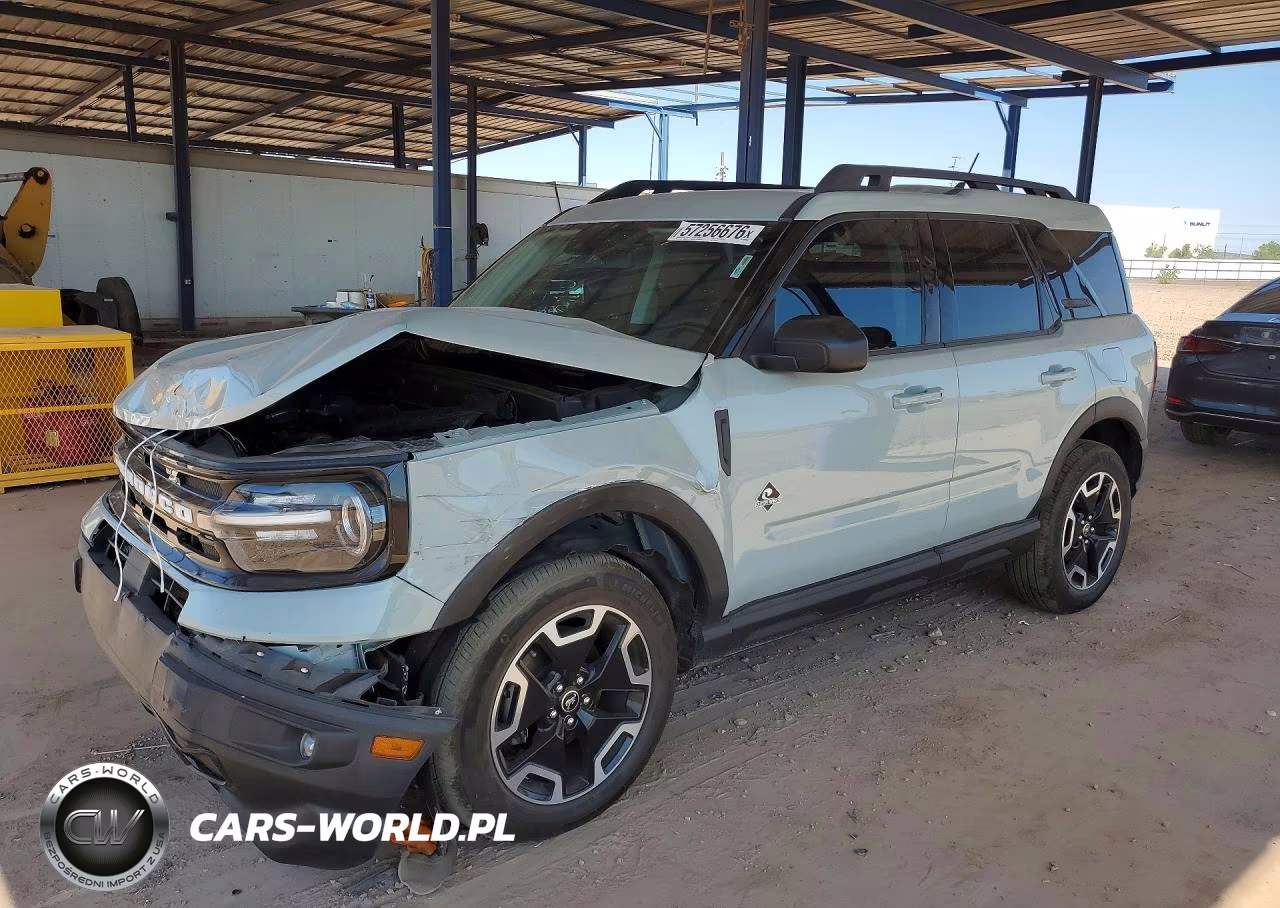 2023 Ford Bronco Sport Outer Banks – zdjęcie 1 z 13