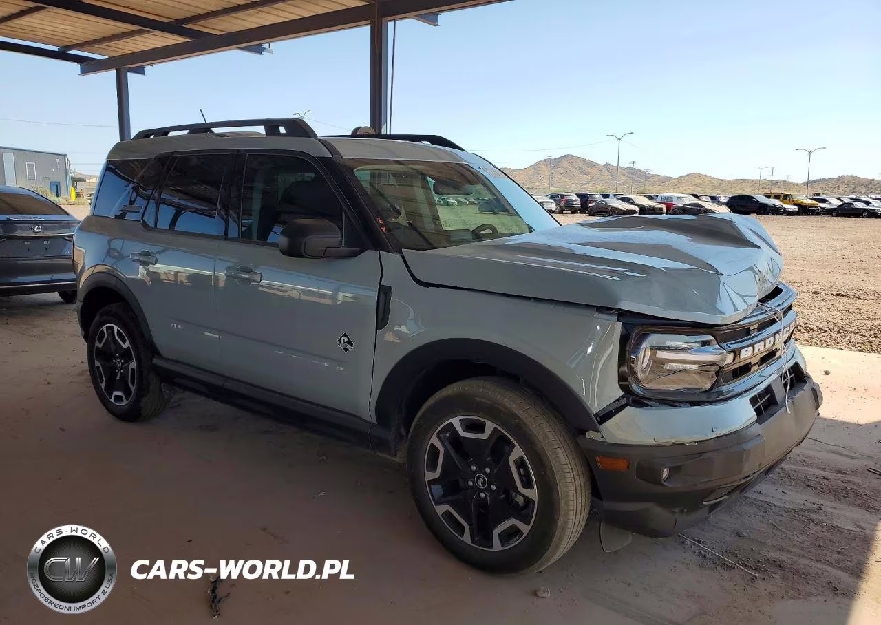 2023 Ford Bronco Sport Outer Banks VIN:3FMCR9C69PRE11023 - 4