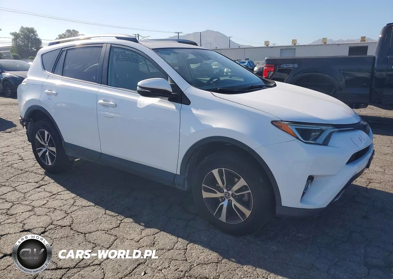 2018 Toyota Rav4 Xle VIN:JTMWFREV0JJ197376 - 4