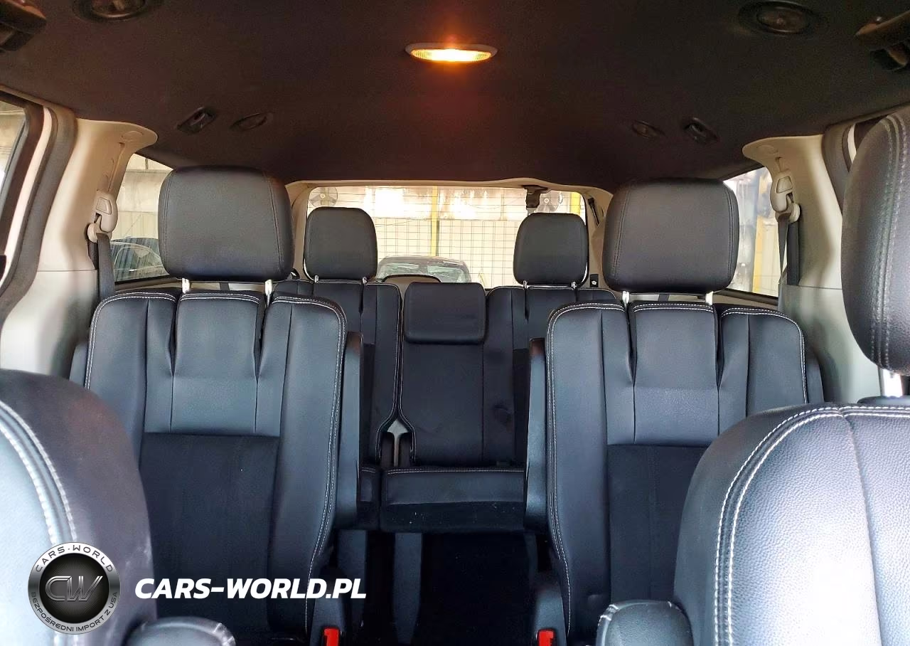 2019 Dodge Grand Caravan Sxt VIN:2C4RDGCG8KR744967 - 10