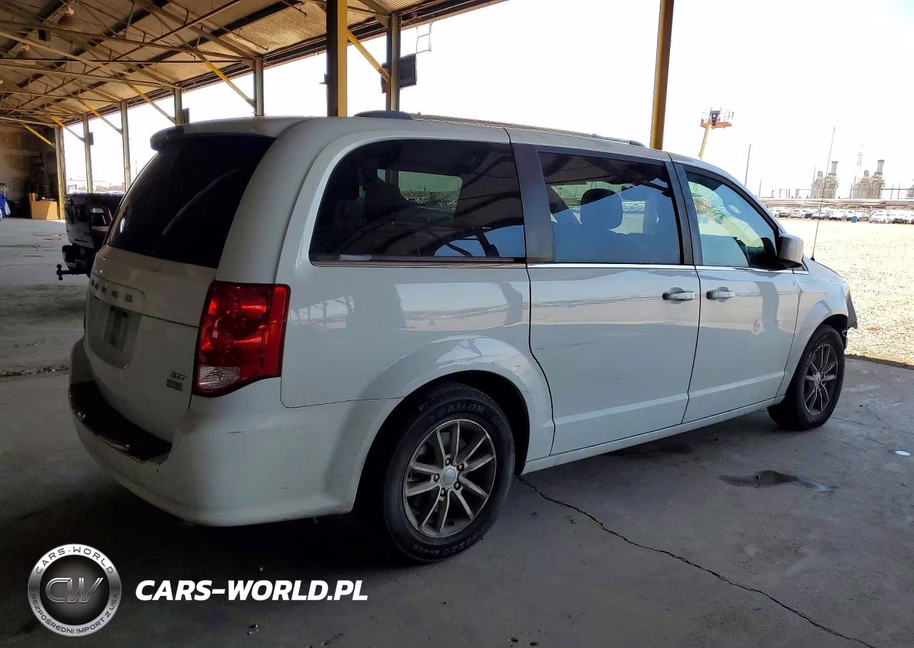 2019 Dodge Grand Caravan Sxt VIN:2C4RDGCG8KR744967 - 3