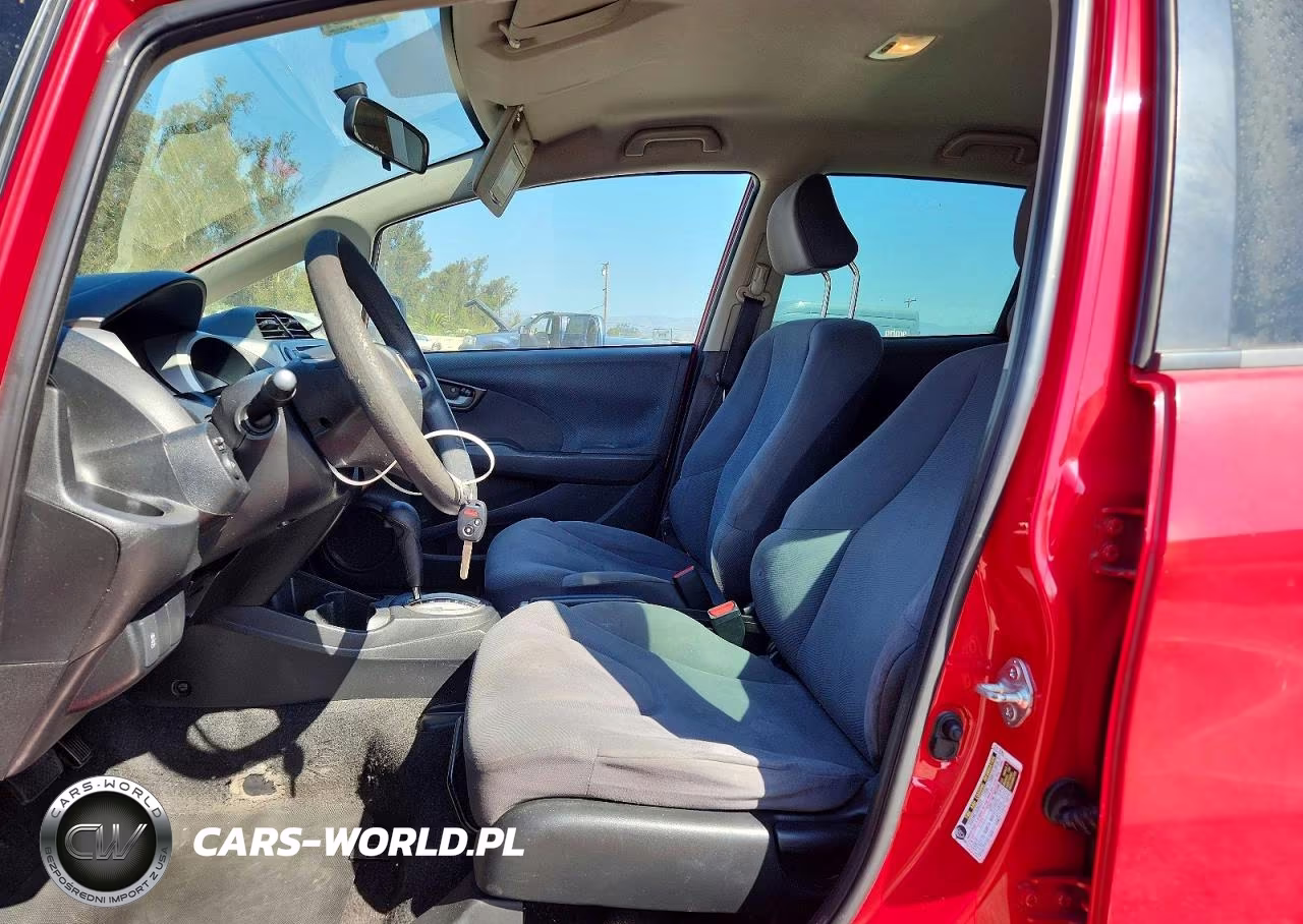 2012 Honda Fit VIN:JHMGE8H37CC038923 - 7