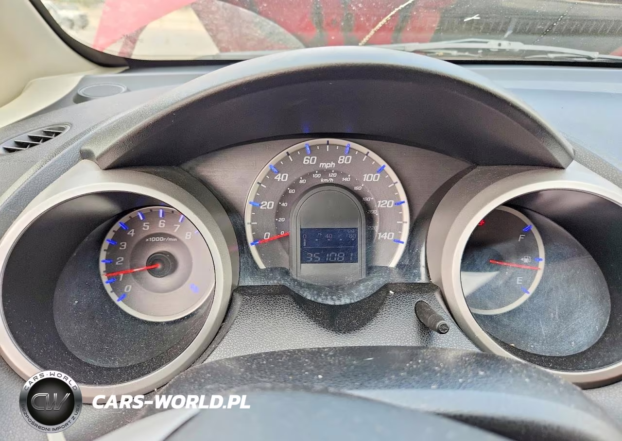 2012 Honda Fit VIN:JHMGE8H37CC038923 - 9