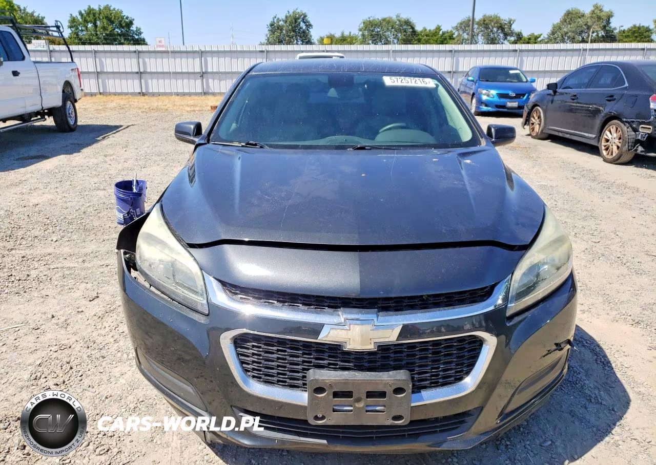 2015 Chevrolet Malibu Ls VIN:1G11A5SL1FF143477 - 5