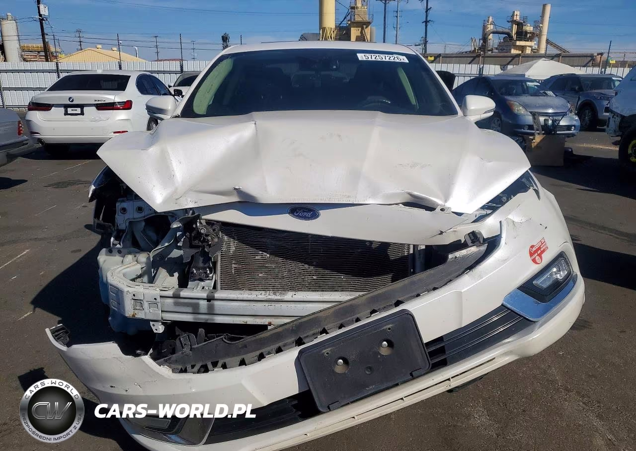 2018 Ford Fusion Titanium VIN:3FA6P0SU9JR110316 - 5