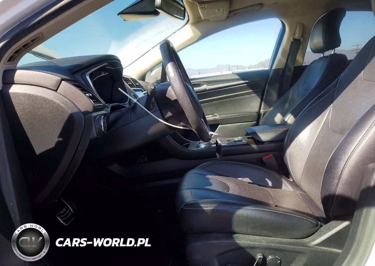 2018 Ford Fusion Titanium VIN:3FA6P0SU9JR110316 - 7