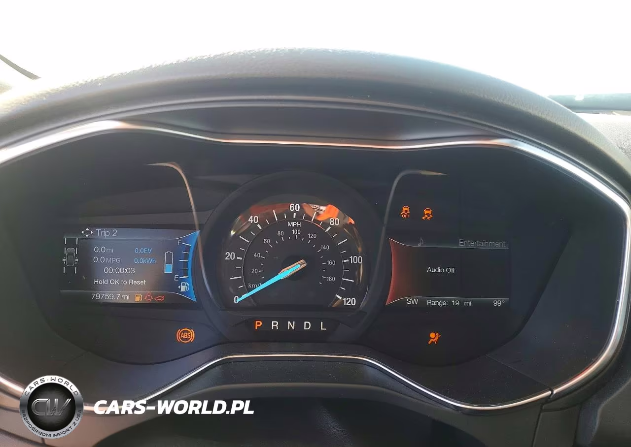 2018 Ford Fusion Titanium VIN:3FA6P0SU9JR110316 - 9