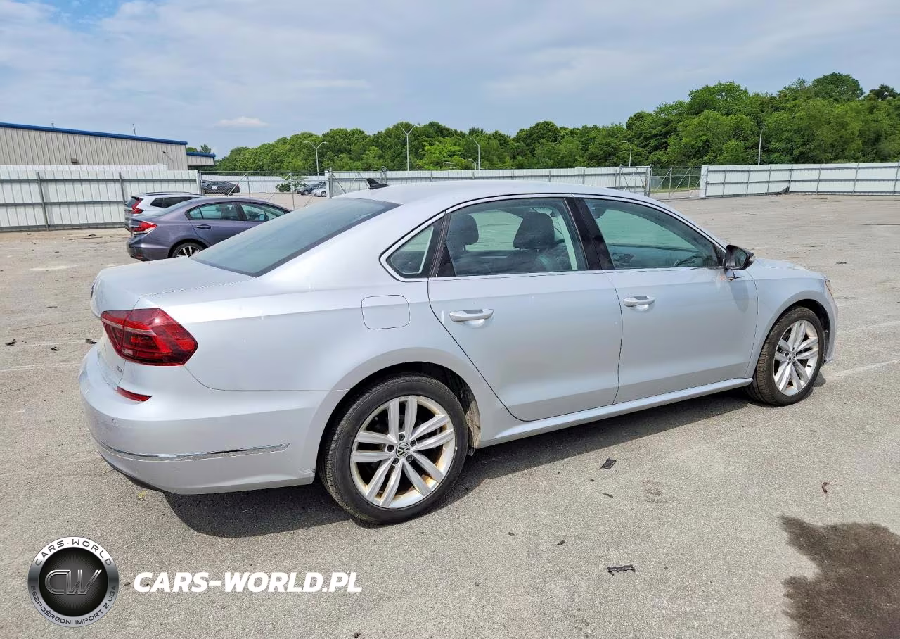 2018 Volkswagen Passat Se VIN:1VWBA7A36JC000878 - 3