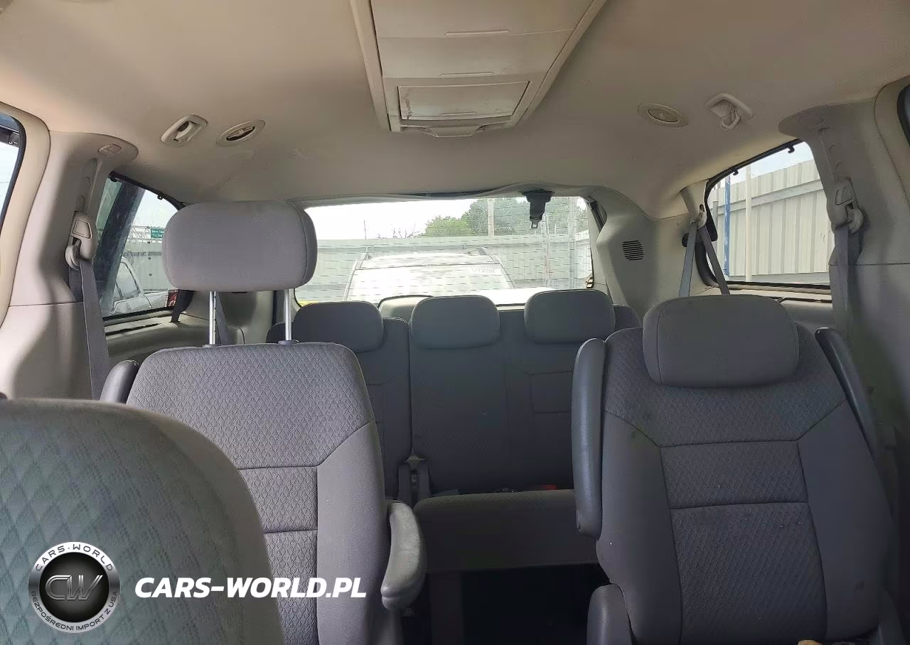 2010 Chrysler Town & Country Touring VIN:2A4RR5DX8AR353301 - 10