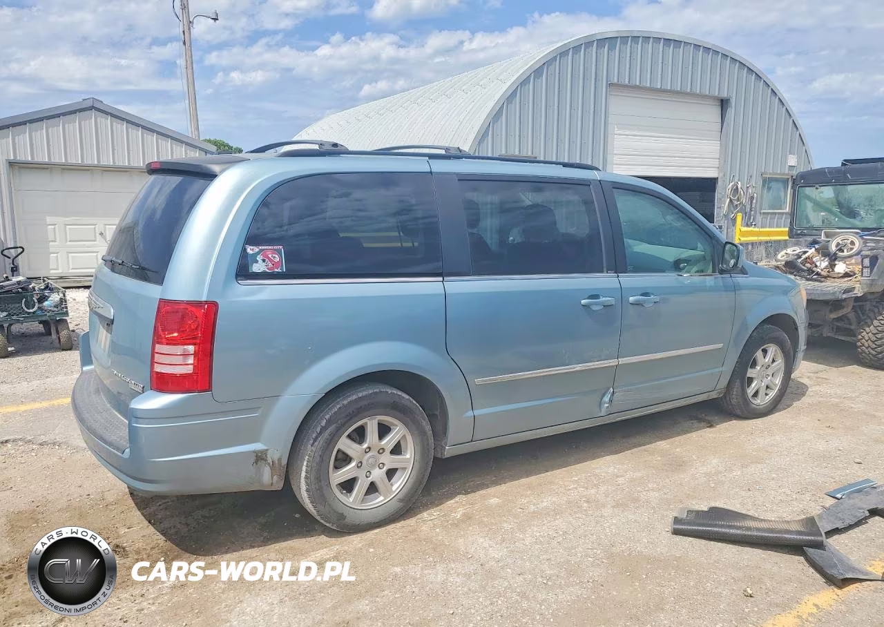 2010 Chrysler Town & Country Touring VIN:2A4RR5DX8AR353301 - 3