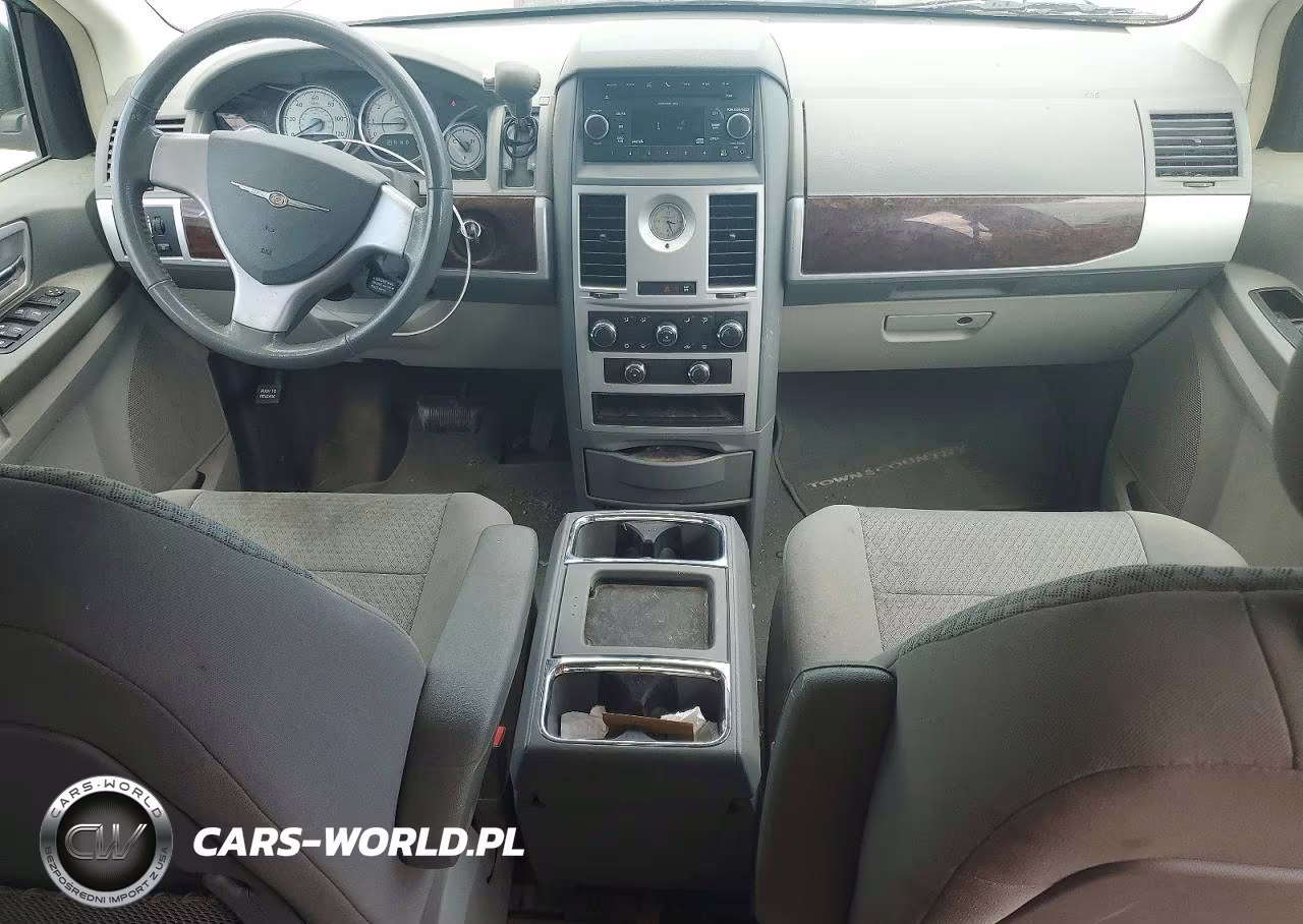 2010 Chrysler Town & Country Touring VIN:2A4RR5DX8AR353301 - 8