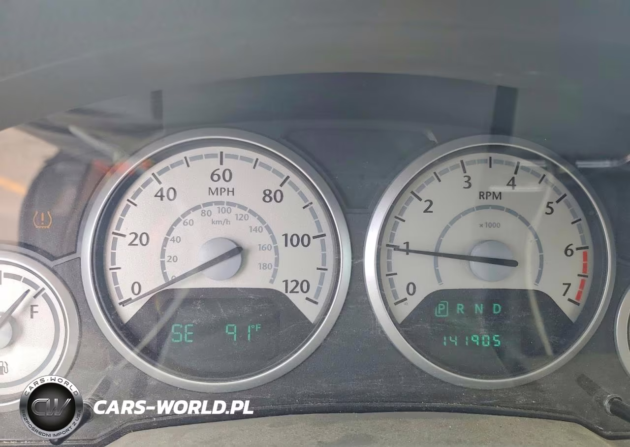 2010 Chrysler Town & Country Touring VIN:2A4RR5DX8AR353301 - 9