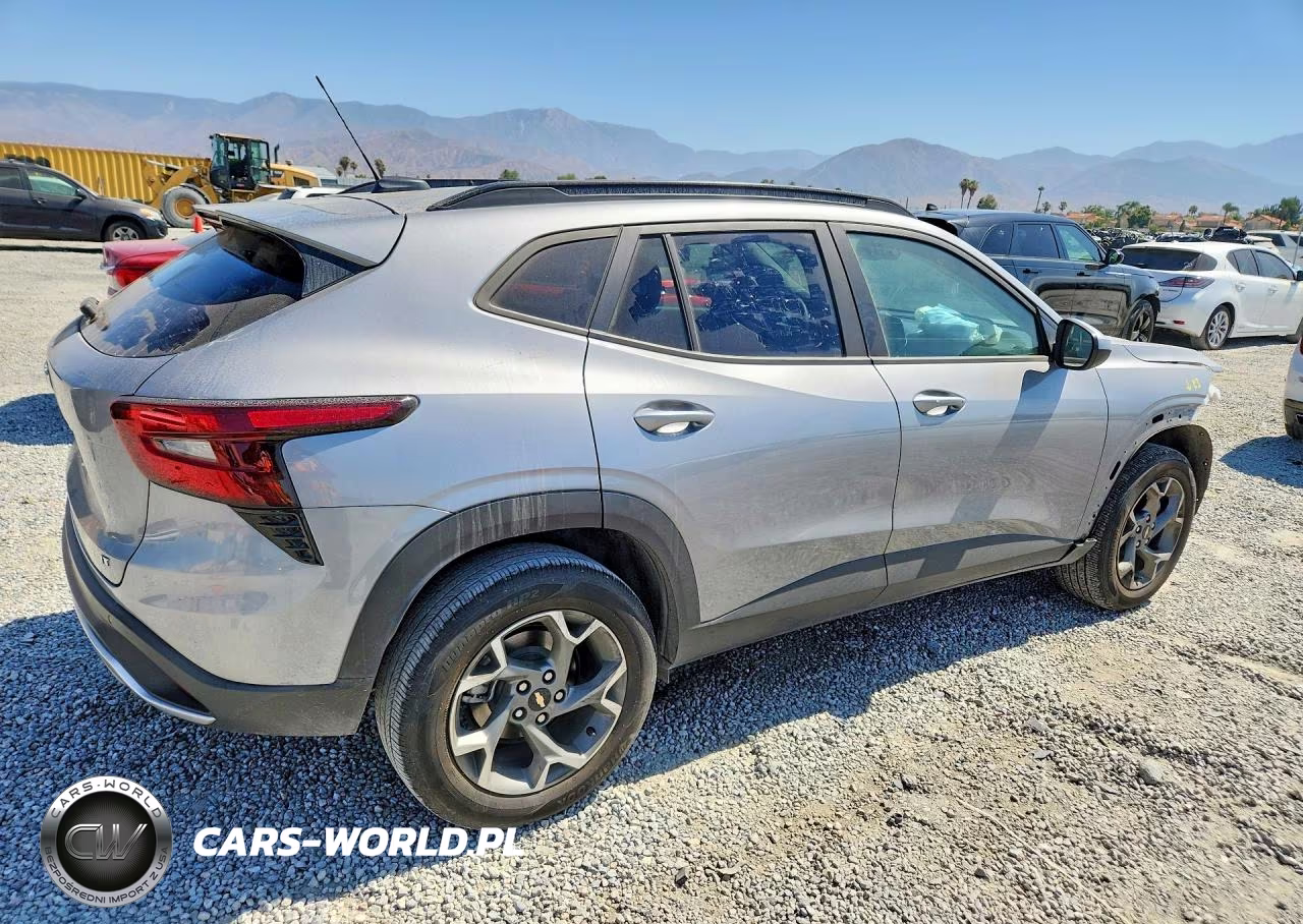 2025 Chevrolet Trax 1Lt VIN:KL77LHEP1SC139031 - 3