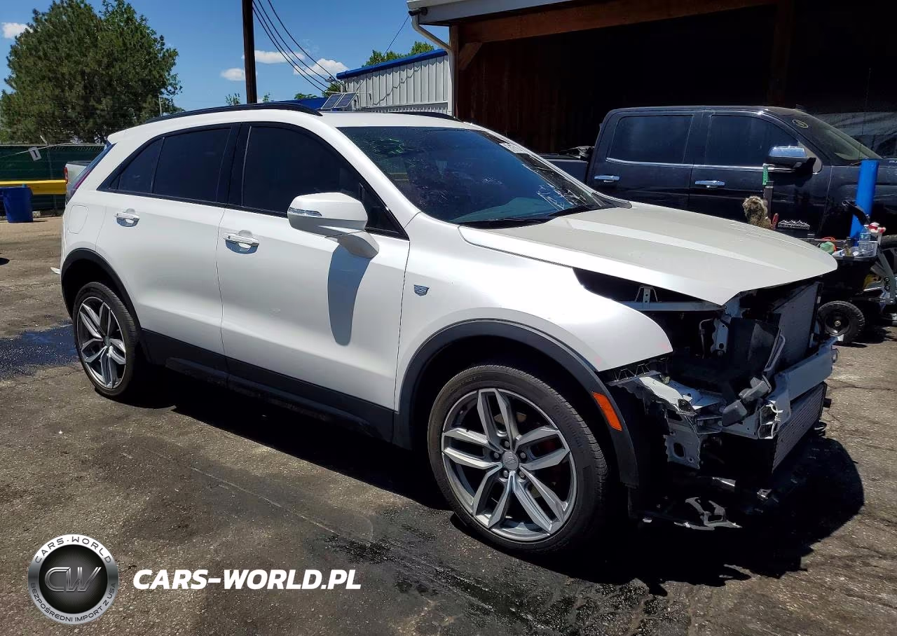 2021 Cadillac Xt4 Sport VIN:1GYFZFR49MF017238 - 4
